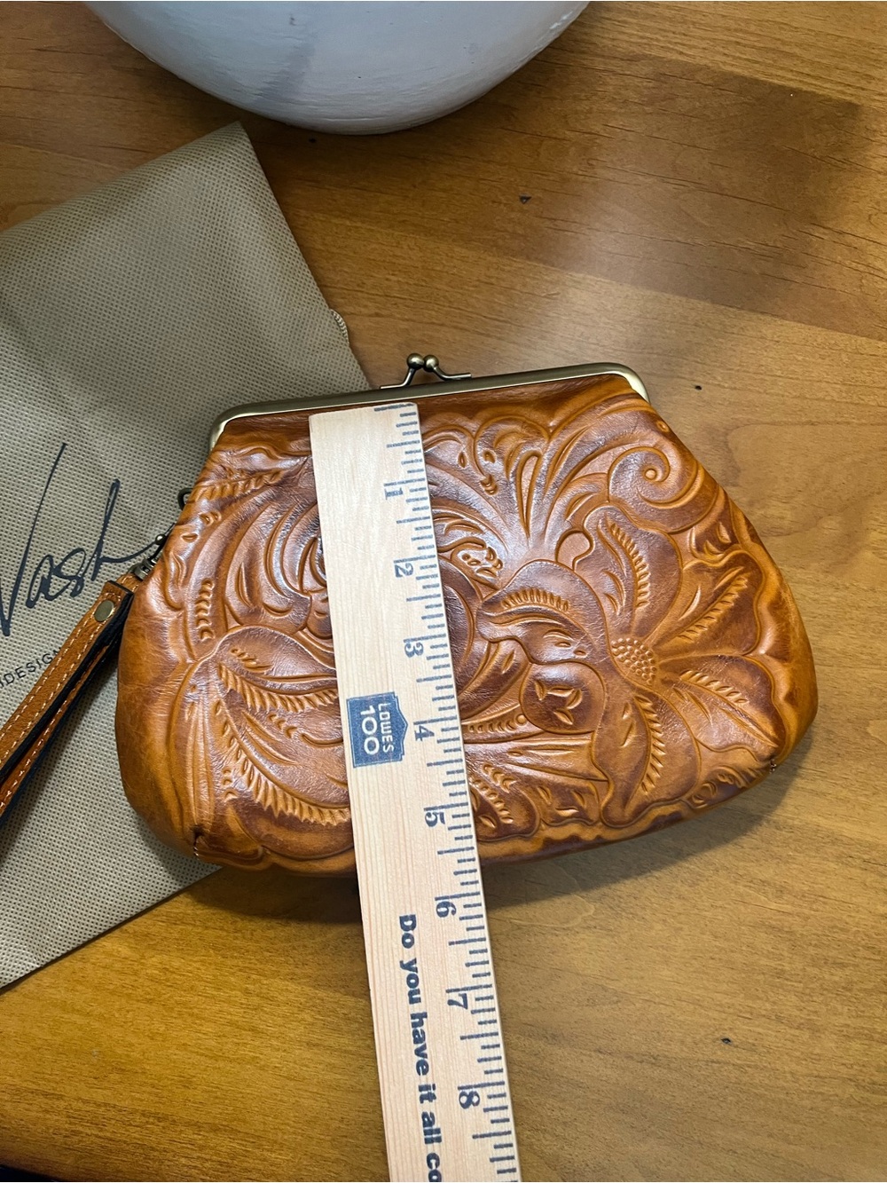 Patricia Nash Savena Burnished Tooled Leather Kiss-Lock Wristlet in Cognac Brown - Picture 9 of 9